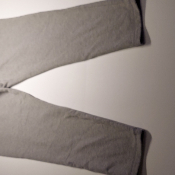 MPG Gray Sweatpants with zipper pockets. Size XL - Picture 12 of 14